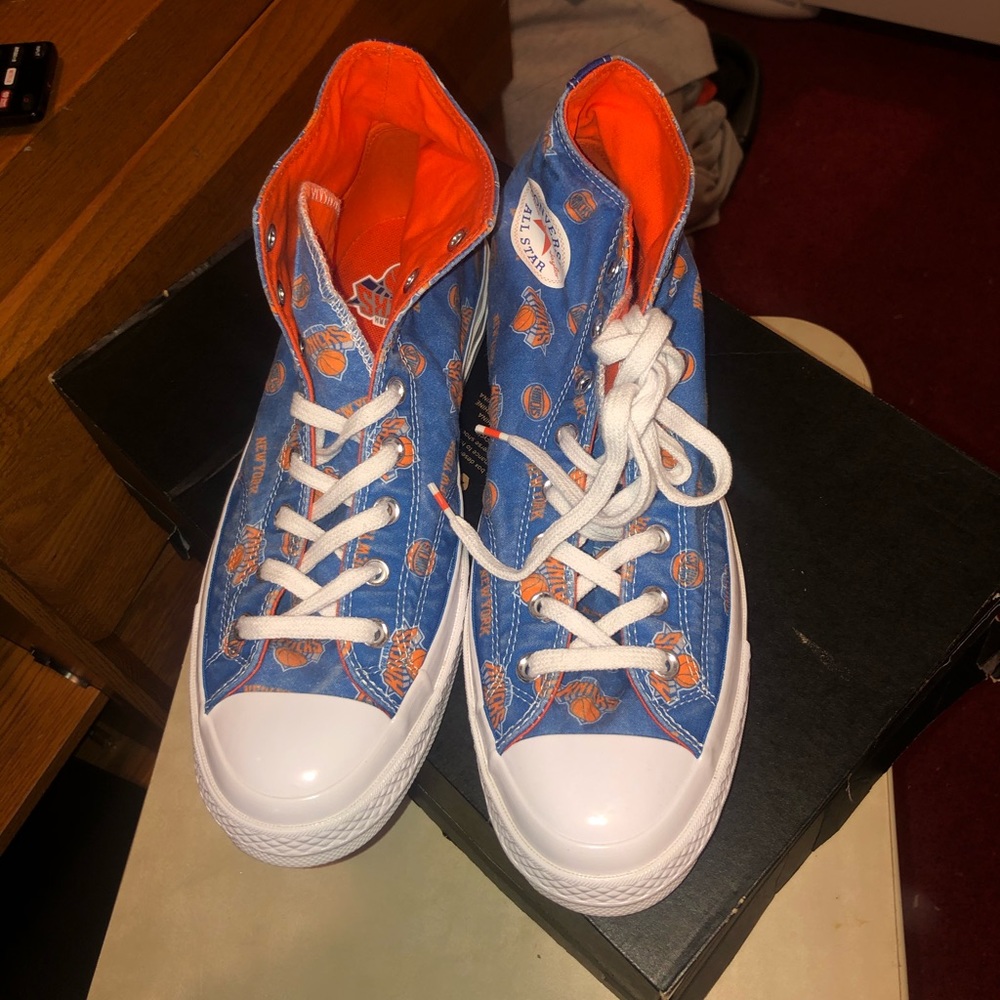 Knicks converse high top
